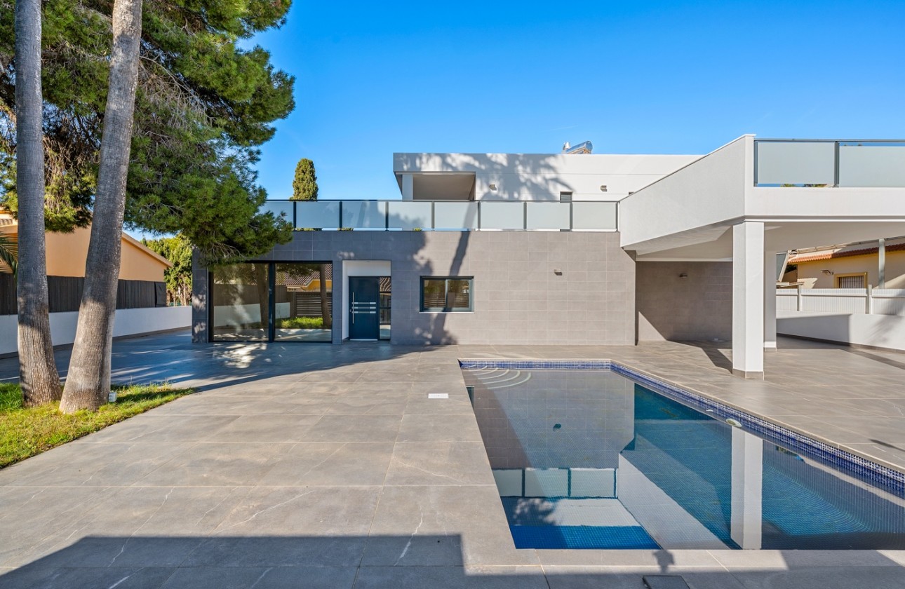 Resale - Detached Villa - Orihuela Costa - Campoamor