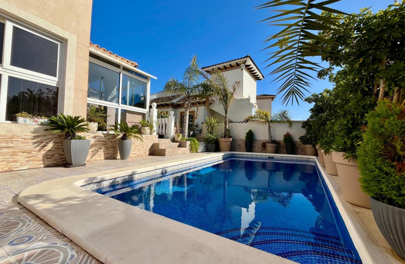 Resale - Detached Villa - Orihuela Costa - La Zenia