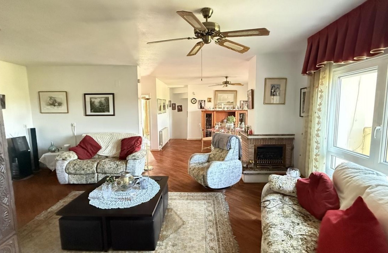 Resale - Detached Villa - Orihuela Costa - Las Ramblas Golf