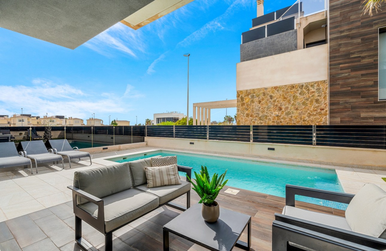 Resale - Detached Villa - Orihuela Costa - Lomas de Cabo Roig