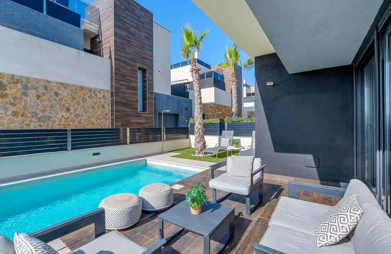 Resale - Detached Villa - Orihuela Costa - Lomas de Cabo Roig