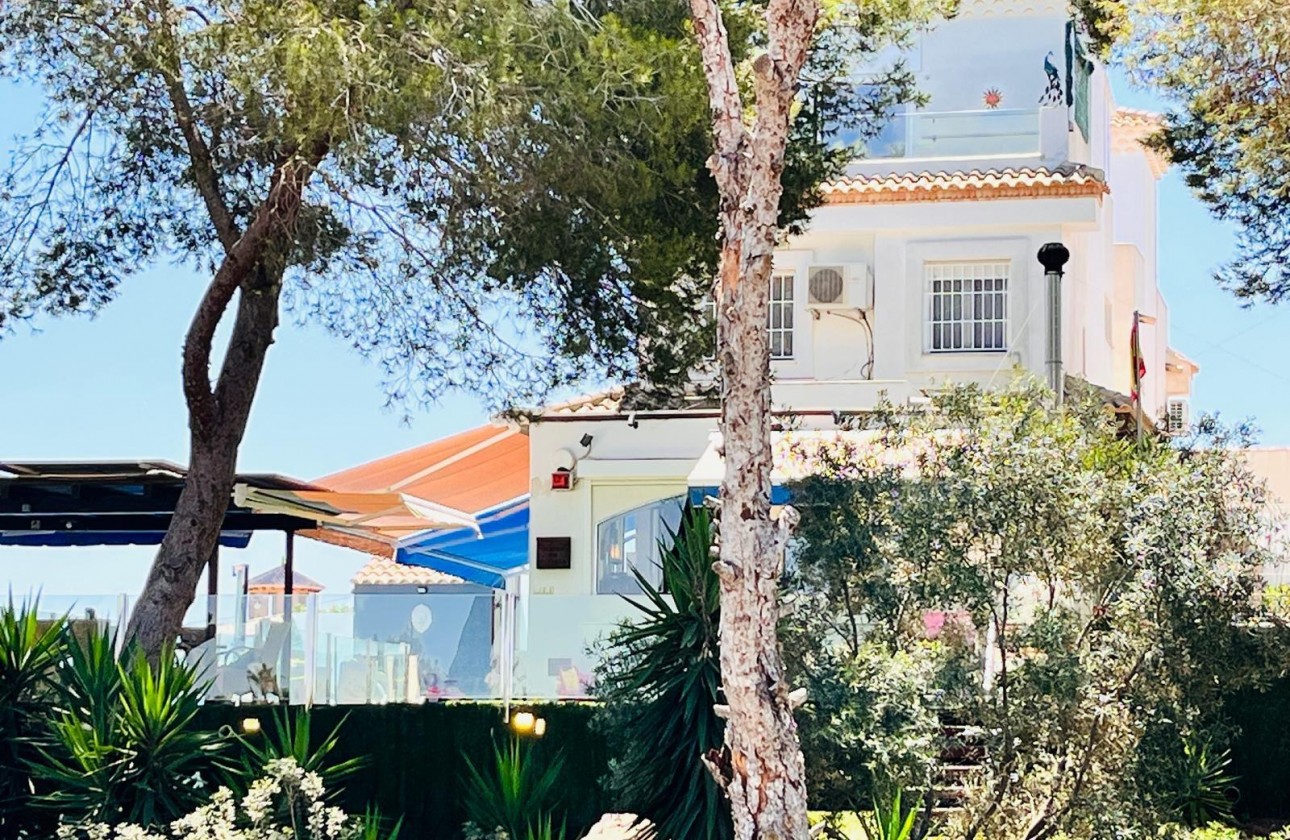 Resale - Detached Villa - Orihuela Costa - Lomas de Cabo Roig