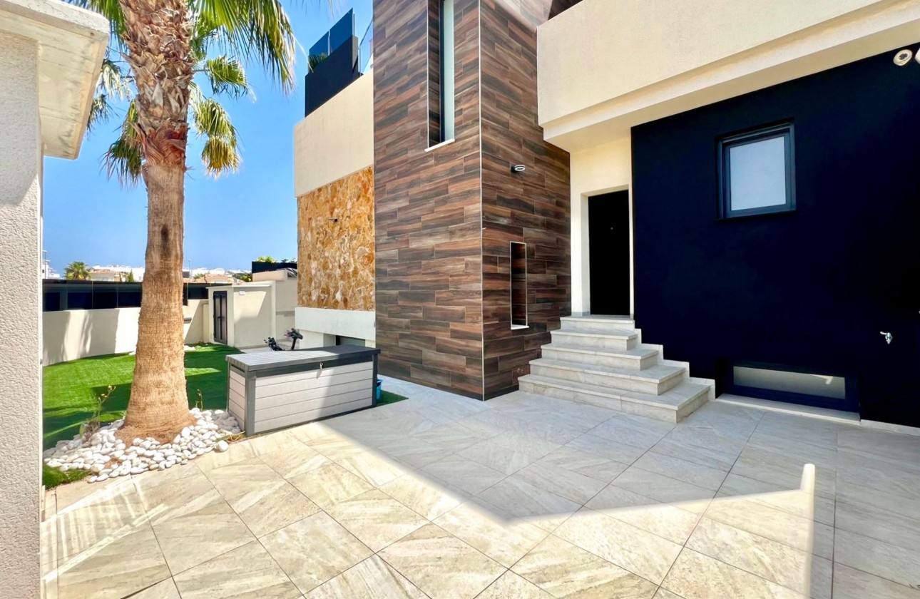 Resale - Detached Villa - Orihuela Costa - Lomas de Cabo Roig