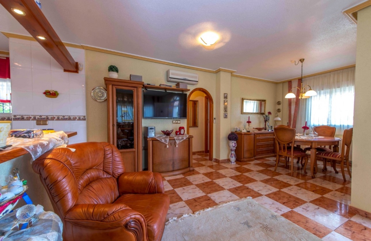 Resale - Detached Villa - Orihuela Costa - Villamartín