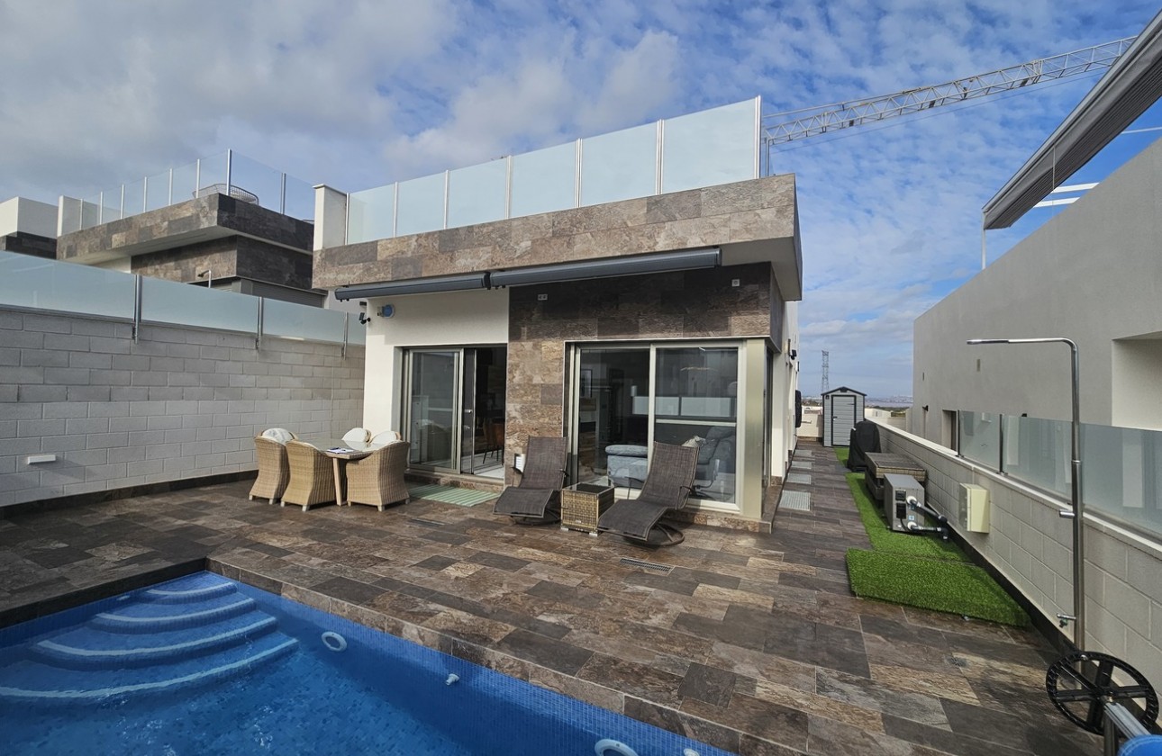 Resale - Detached Villa - Orihuela Costa - Villamartín