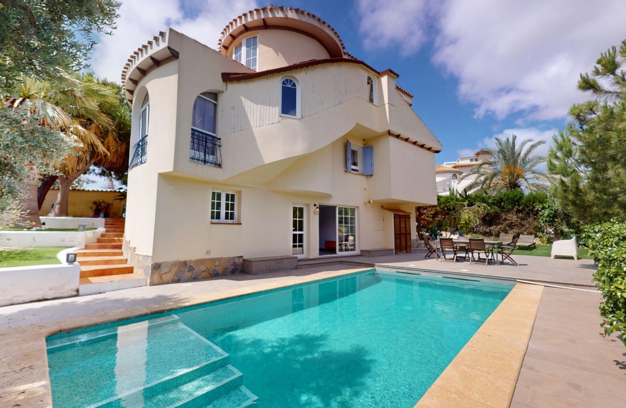 Resale - Detached Villa - Orihuela Costa - Villamartín
