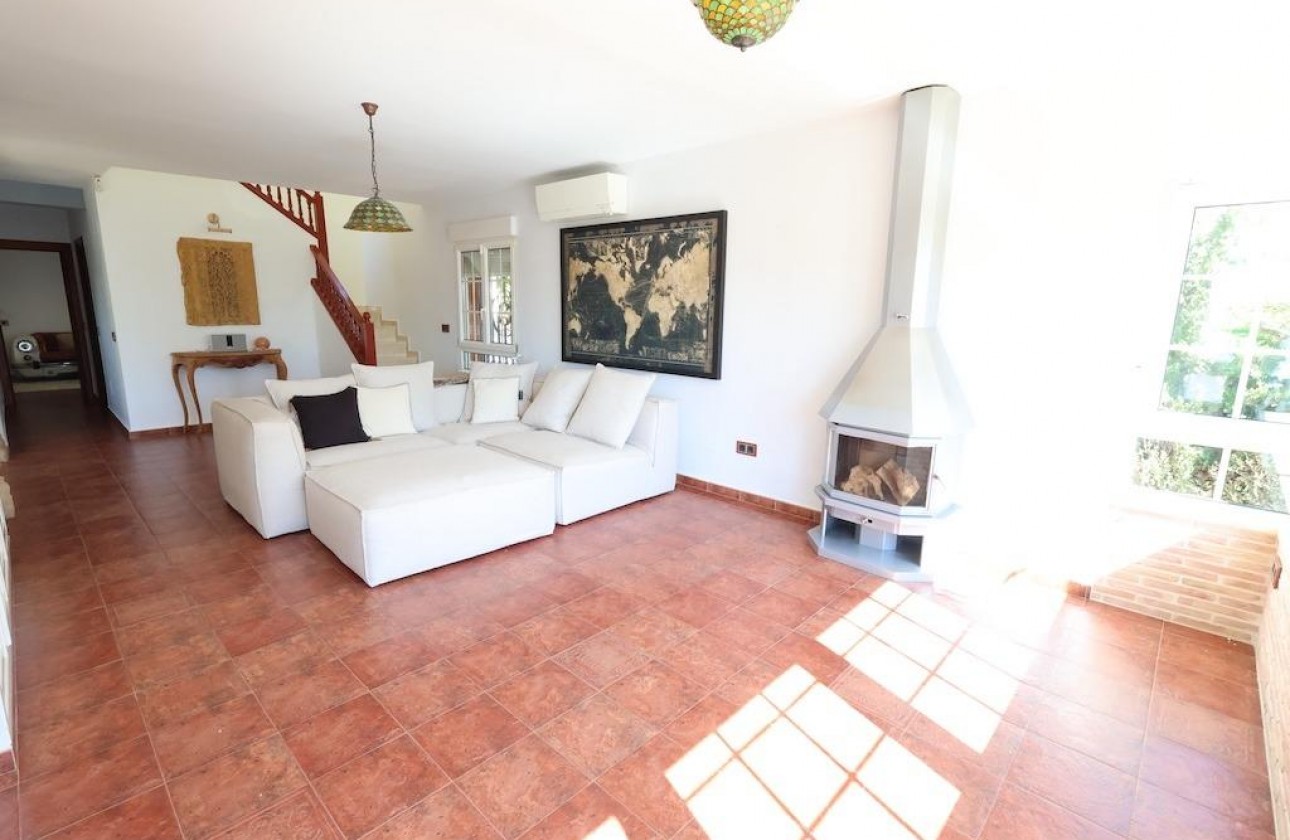 Resale - Detached Villa - Orihuela Costa - Villamartín