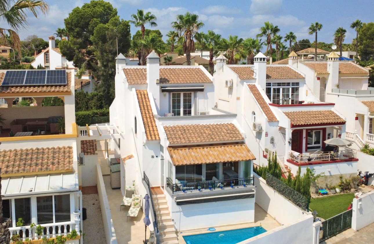 Resale - Detached Villa - Orihuela Costa - Villamartín