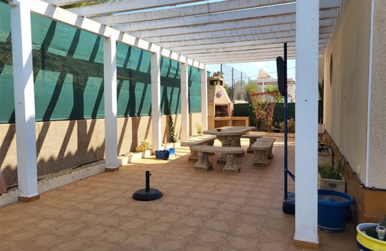 Resale - Detached Villa - Orihuela Costa - Villamartín