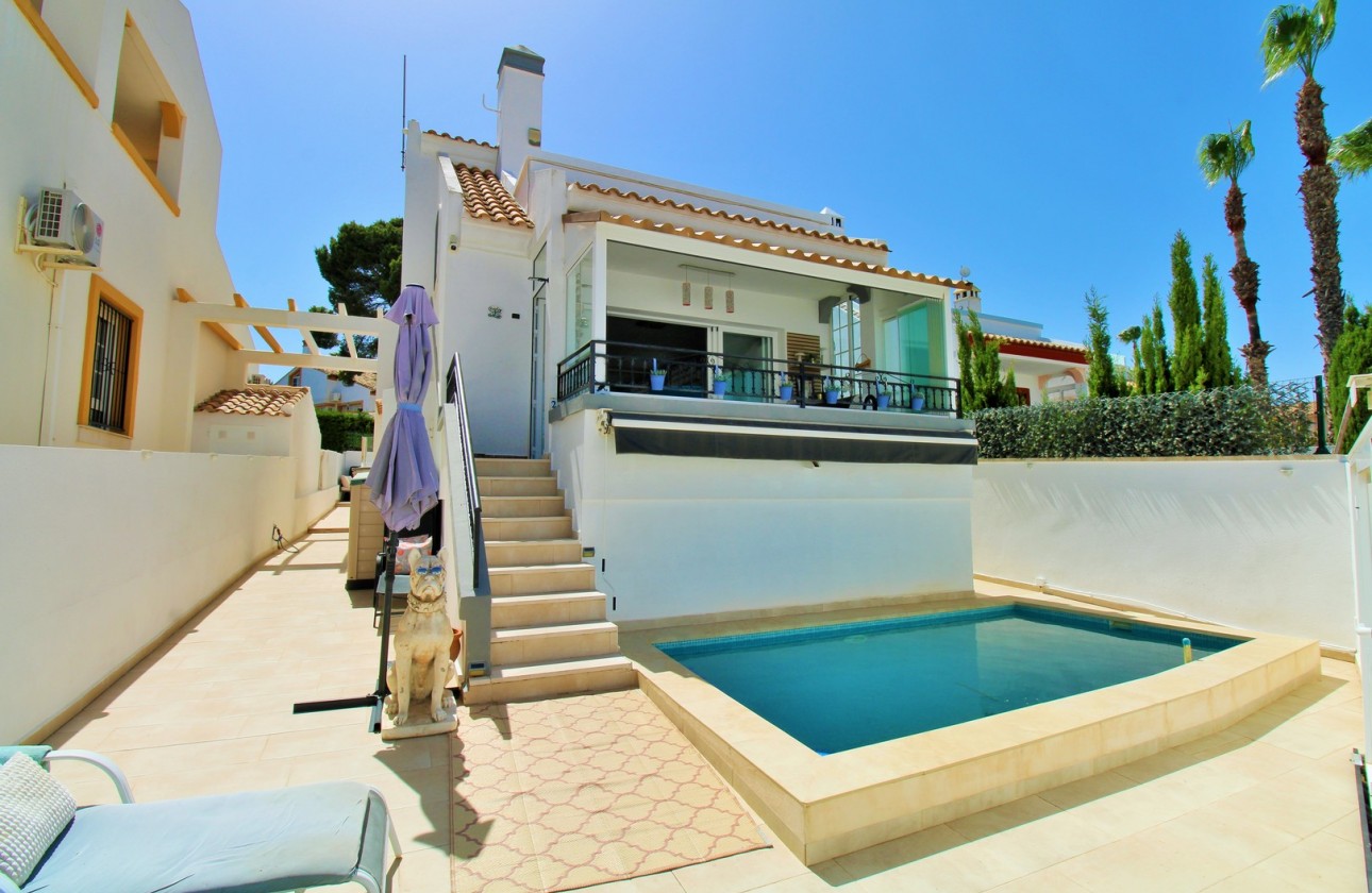 Resale - Detached Villa - Orihuela Costa - Villamartín