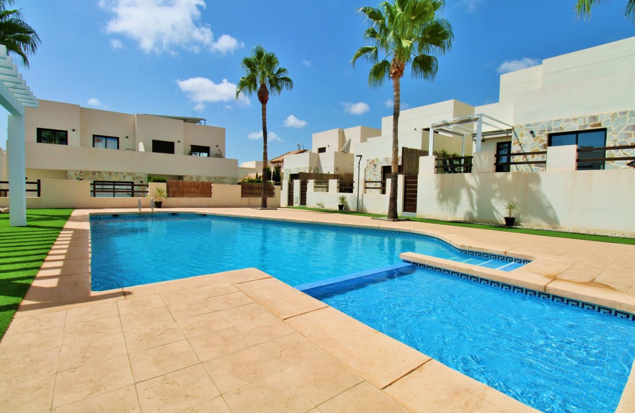 Resale - Detached Villa - Orihuela Costa - Villamartín