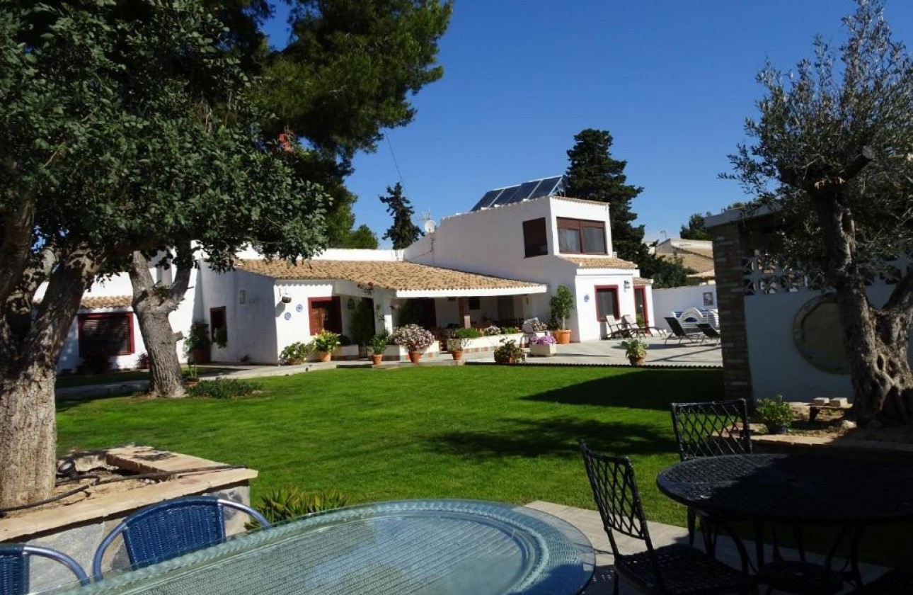 Resale - Detached Villa - Orihuela Costa