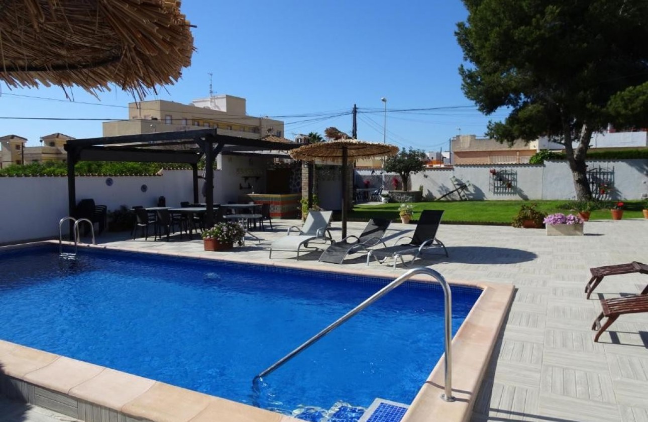 Resale - Detached Villa - Orihuela Costa