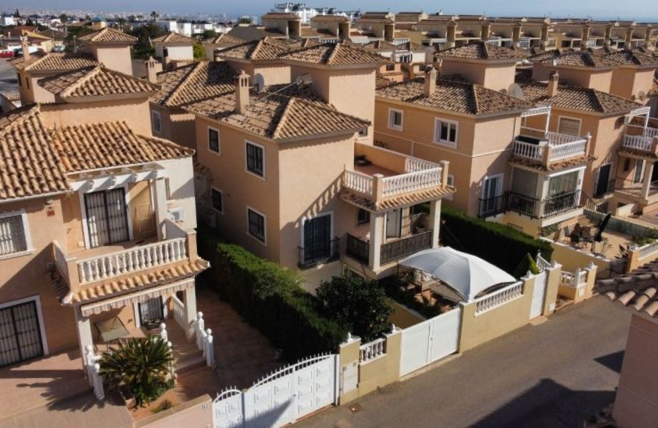 Resale - Detached Villa - Orihuela Costa