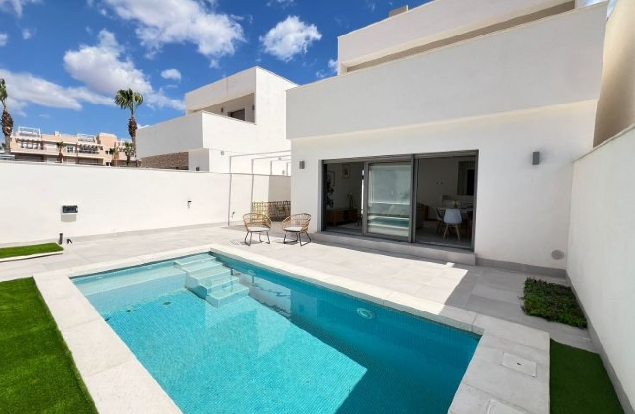 Resale - Detached Villa - Orihuela Costa