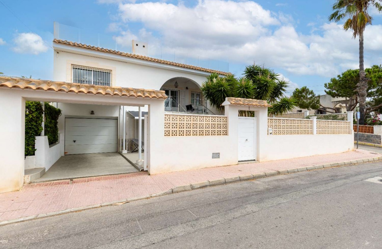 Resale - Detached Villa - Orihuela