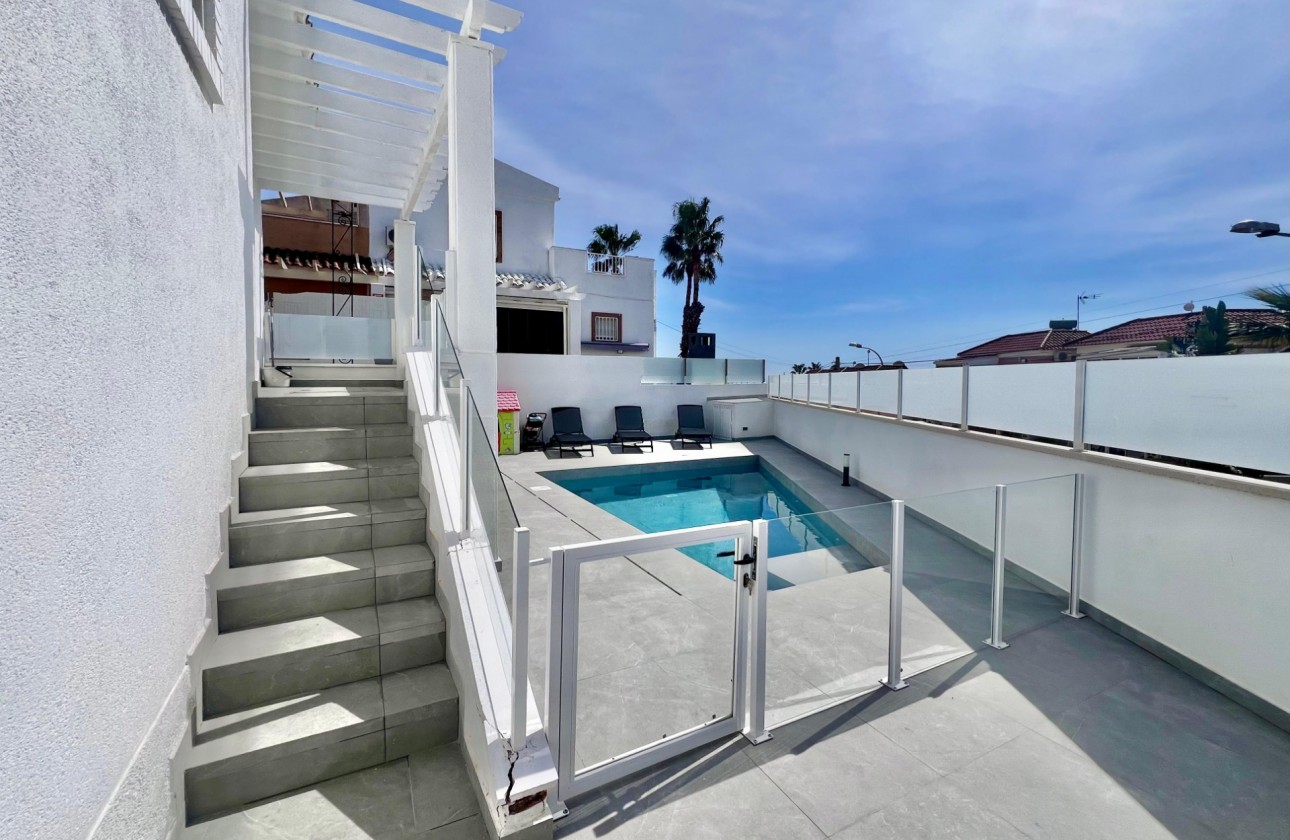 Resale - Detached Villa - San Miguel de Salinas - Villamartín