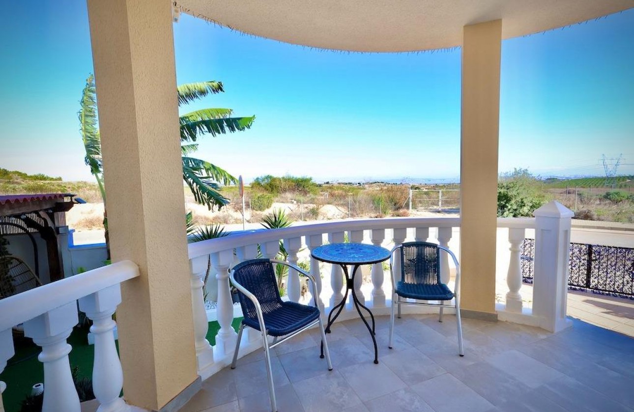 Resale - Detached Villa - San Miguel de Salinas