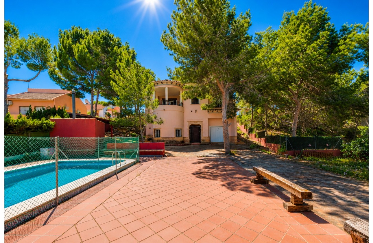 Resale - Detached Villa - San Miguel de Salinas