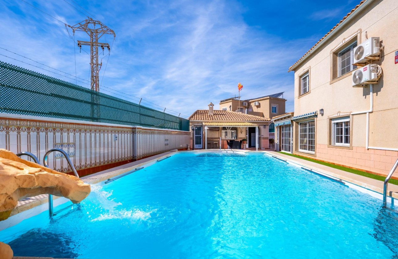 Resale - Detached Villa - Torrevieja - El chaparral