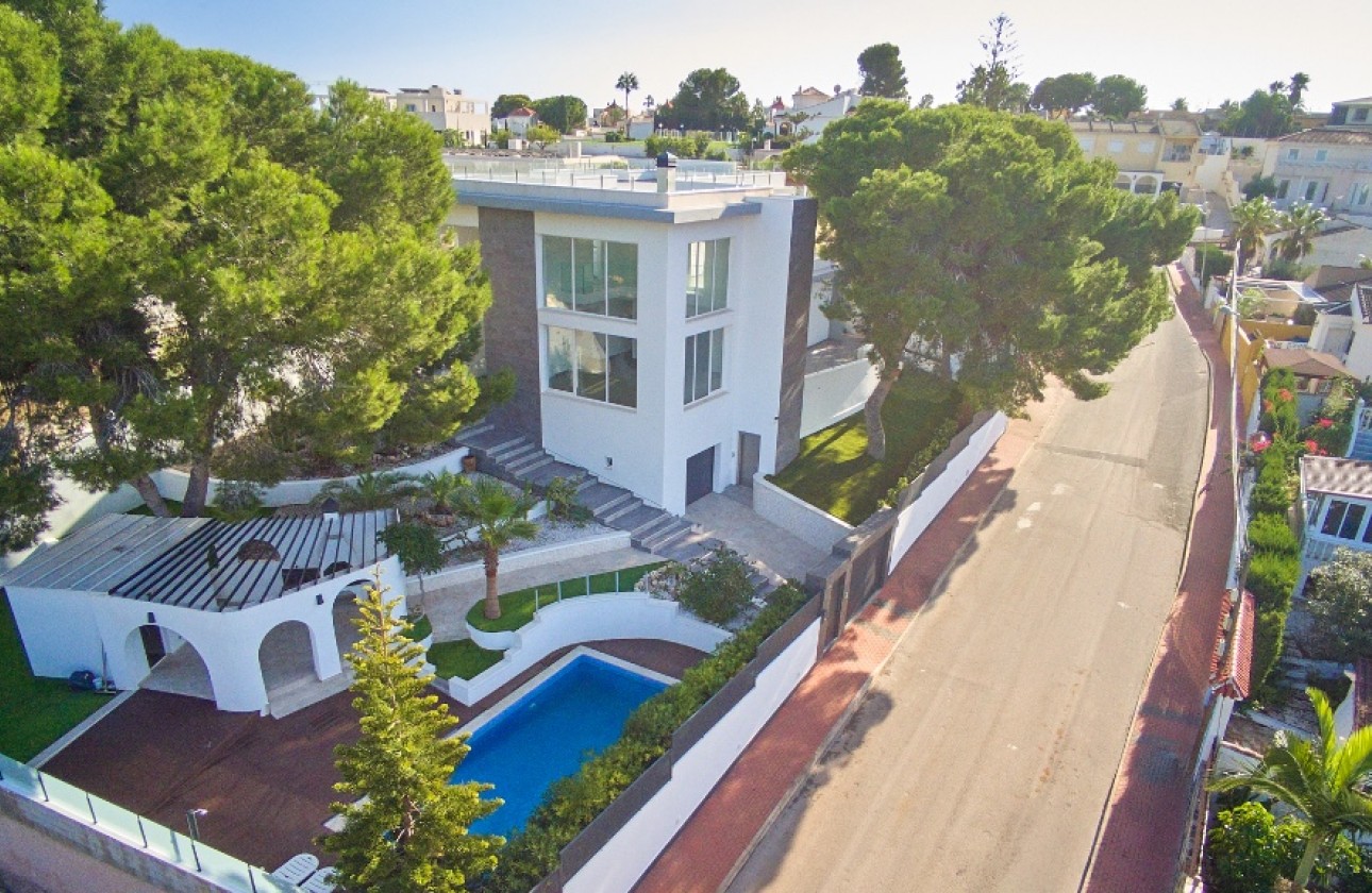 Resale - Detached Villa - Torrevieja - Los Balcones - Los Altos del Edén