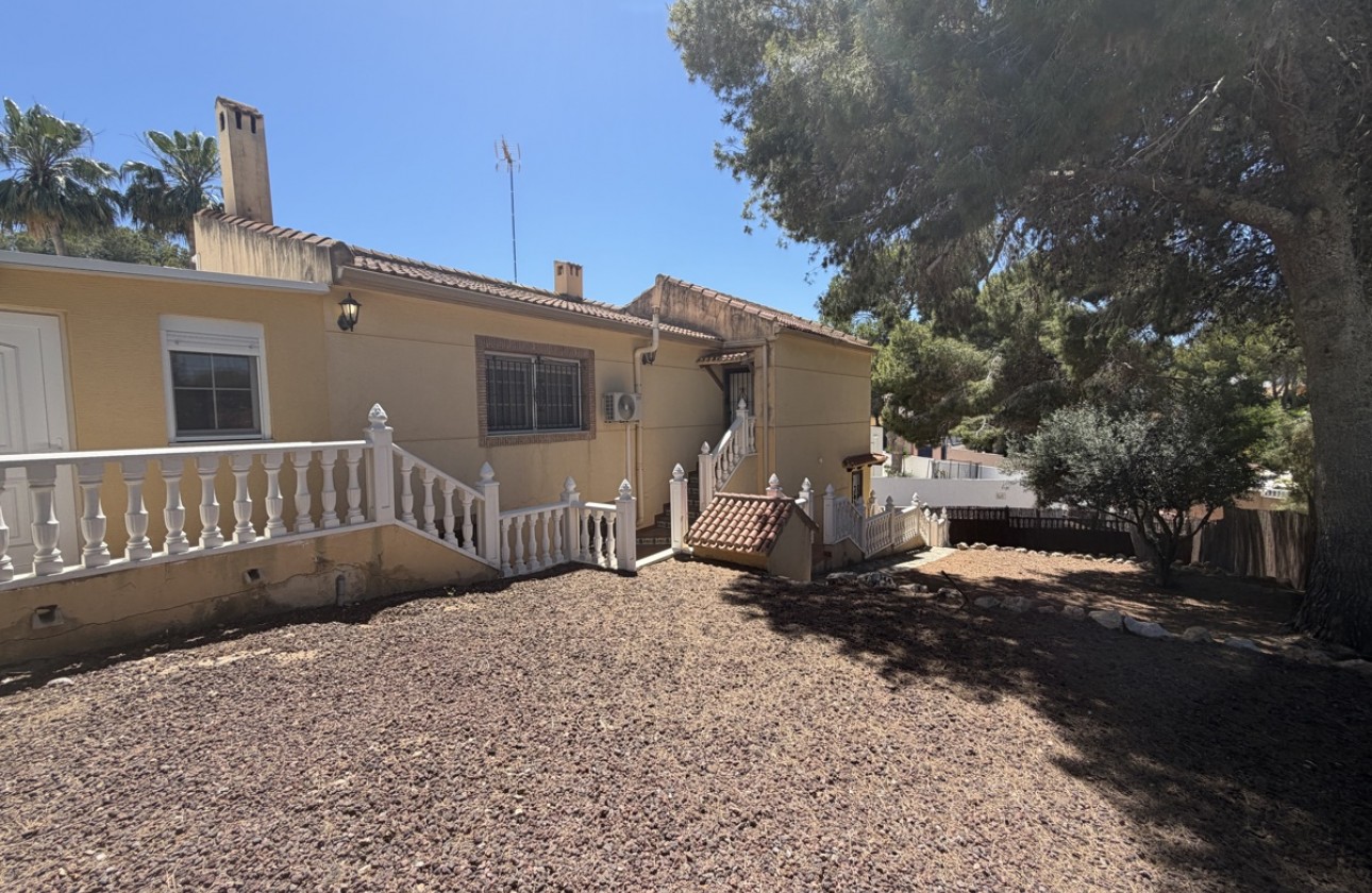 Resale - Detached Villa - Torrevieja - Los Balcones - Los Altos del Edén