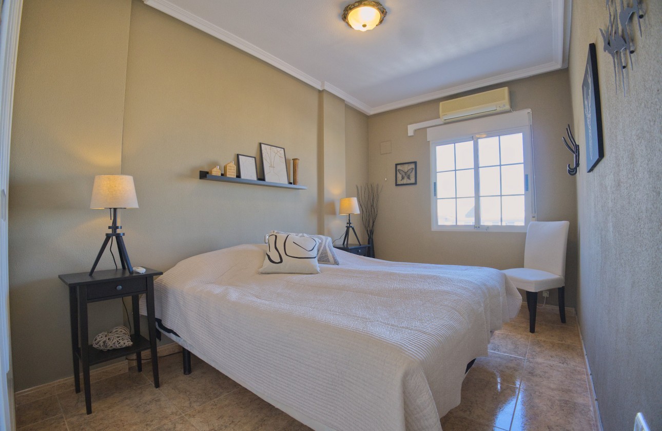 Resale - Detached Villa - Torrevieja