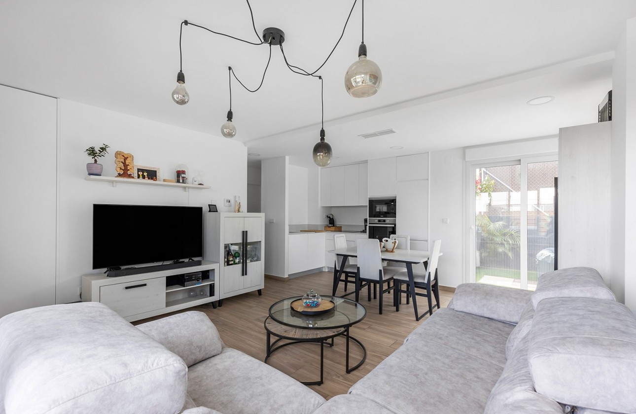 Resale - Detached Villa - Vistabella Golf