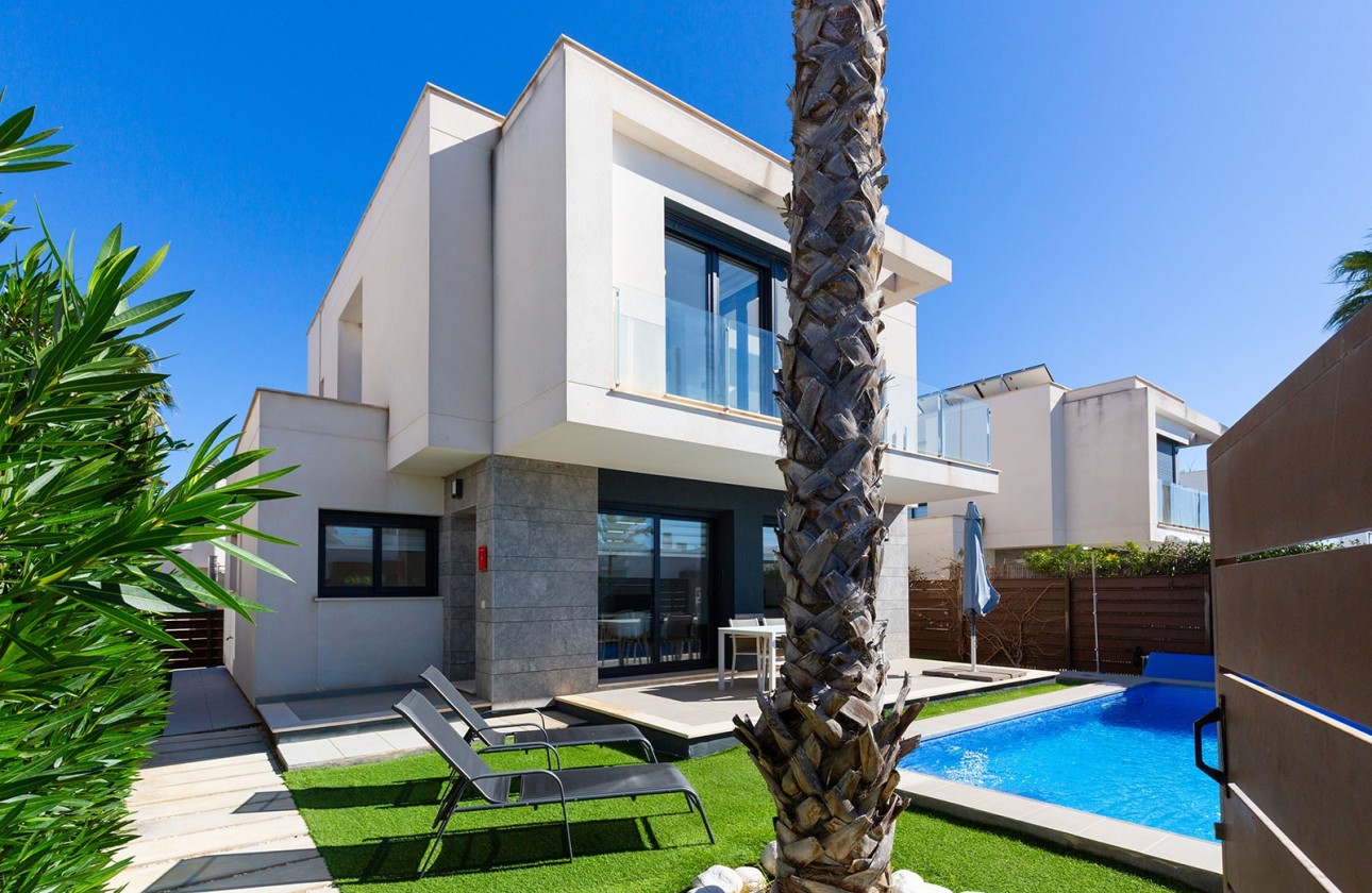 Resale - Detached Villa - Vistabella Golf