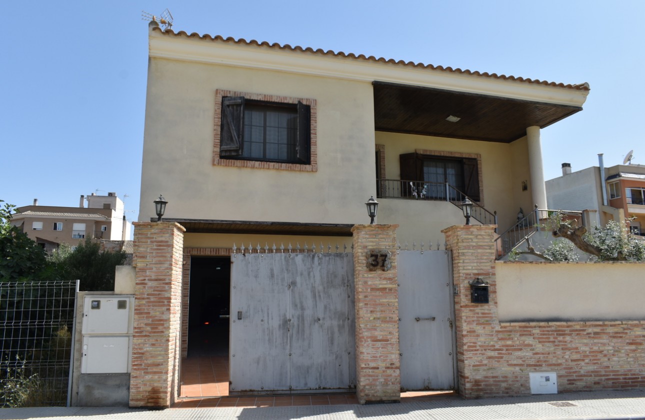 Resale - House - Algorfa