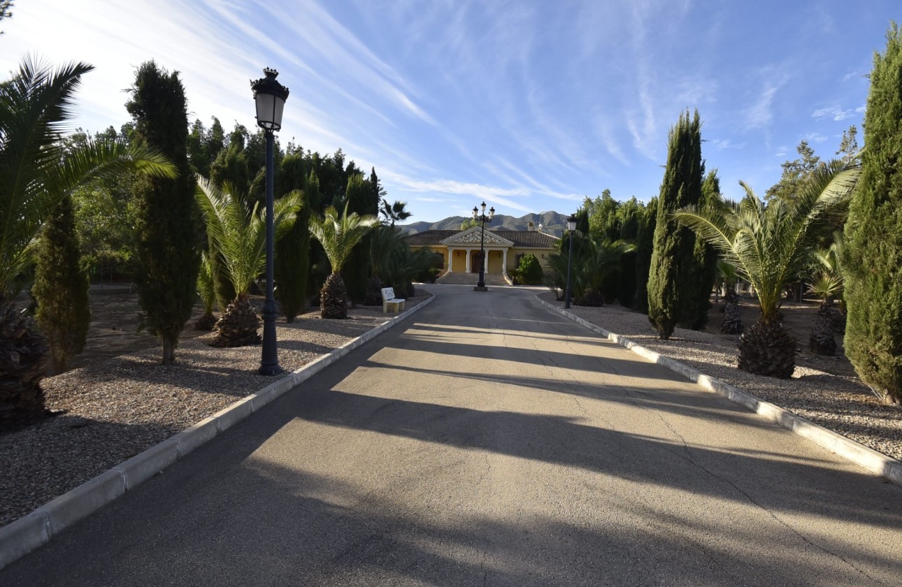 Resale - House - La Matanza