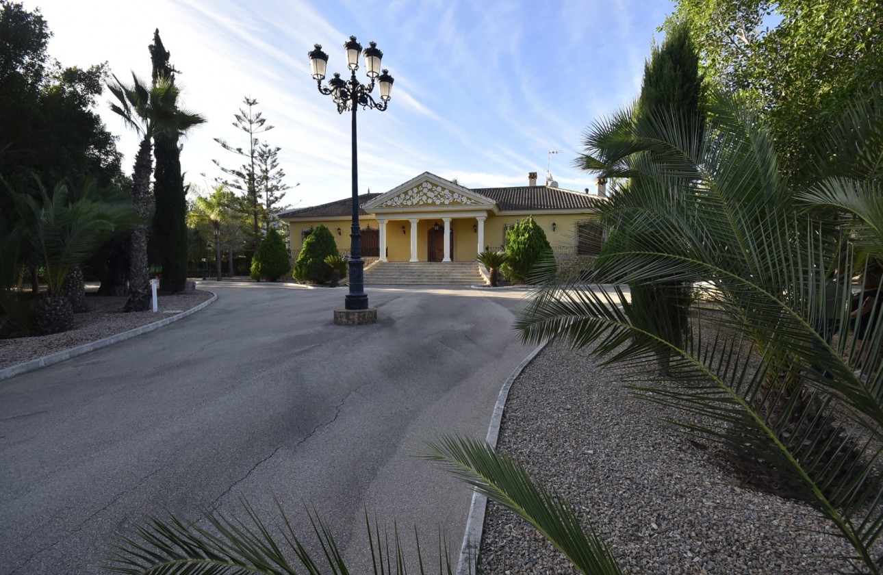 Resale - House - La Matanza