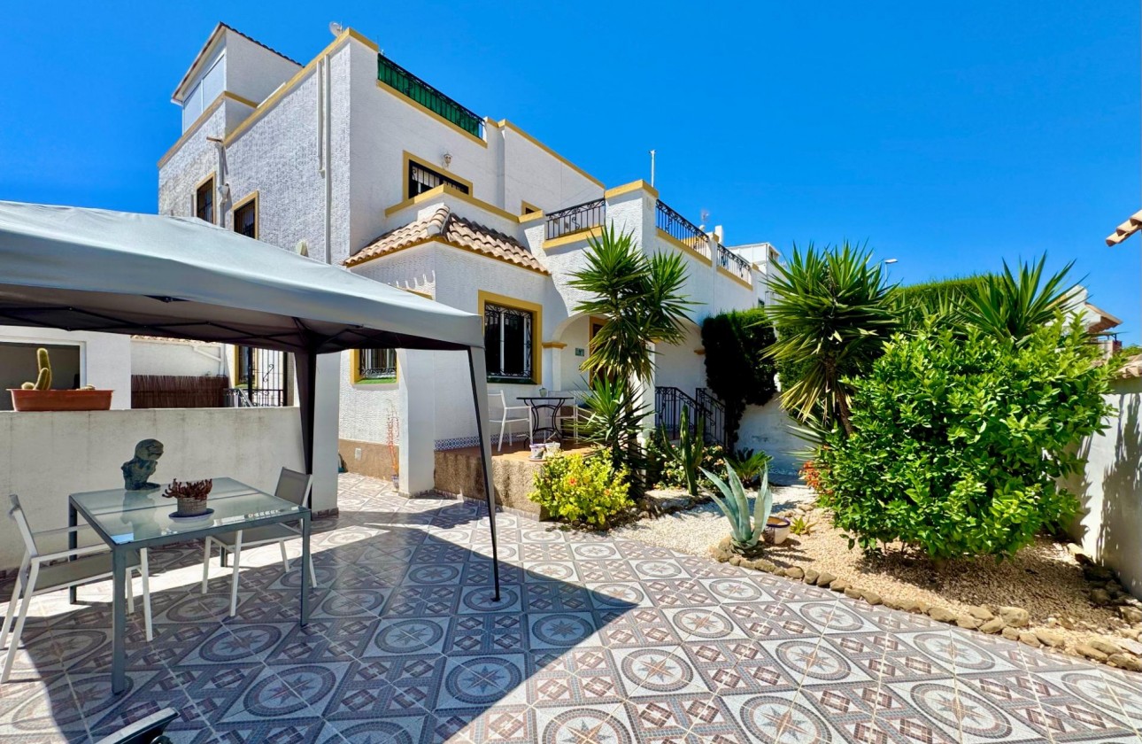 Resale - House - Orihuela Costa - Los Altos
