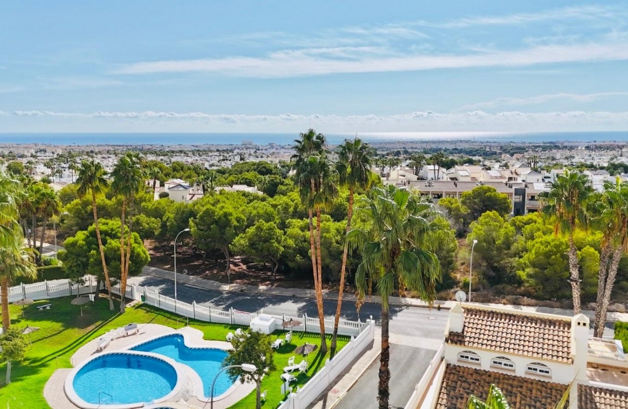 Resale - House - Orihuela Costa - Los Dolses