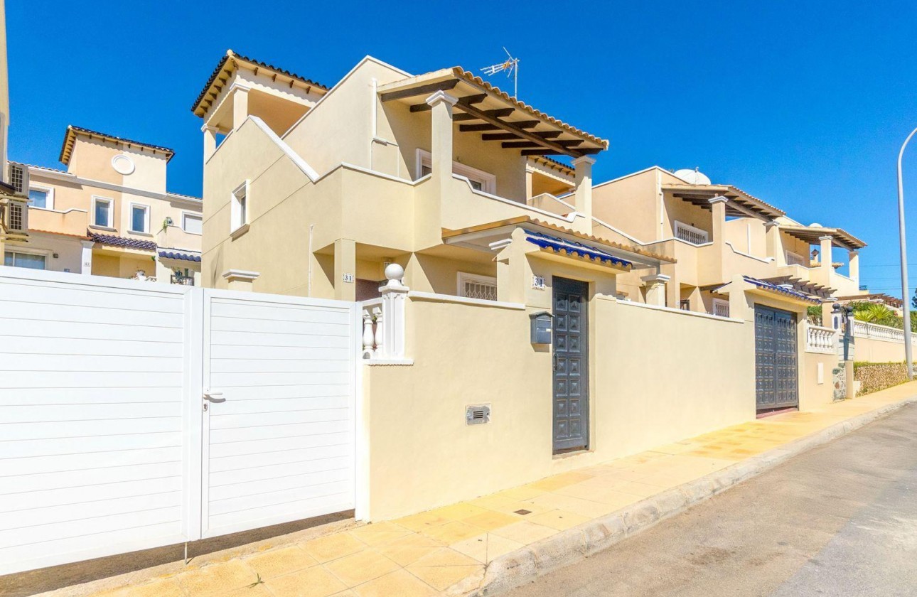 Resale - House - Orihuela Costa - Villamartín