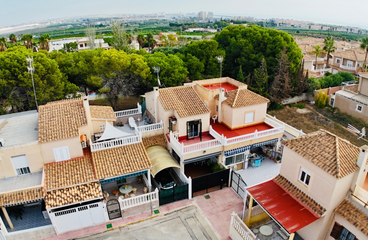Resale - House - Torrevieja - Los Altos