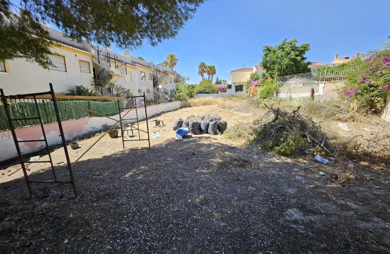 Resale - Plot / Land - Algorfa