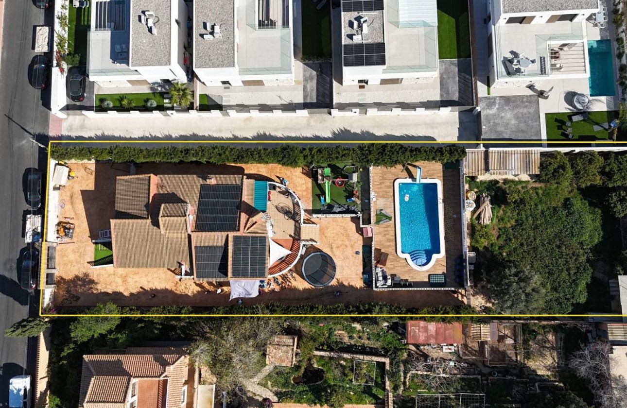 Resale - Plot / Land - Orihuela Costa - Lomas de Cabo Roig