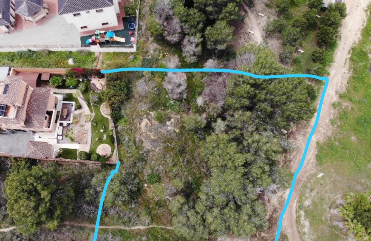 Resale - Plot / Land - Orihuela