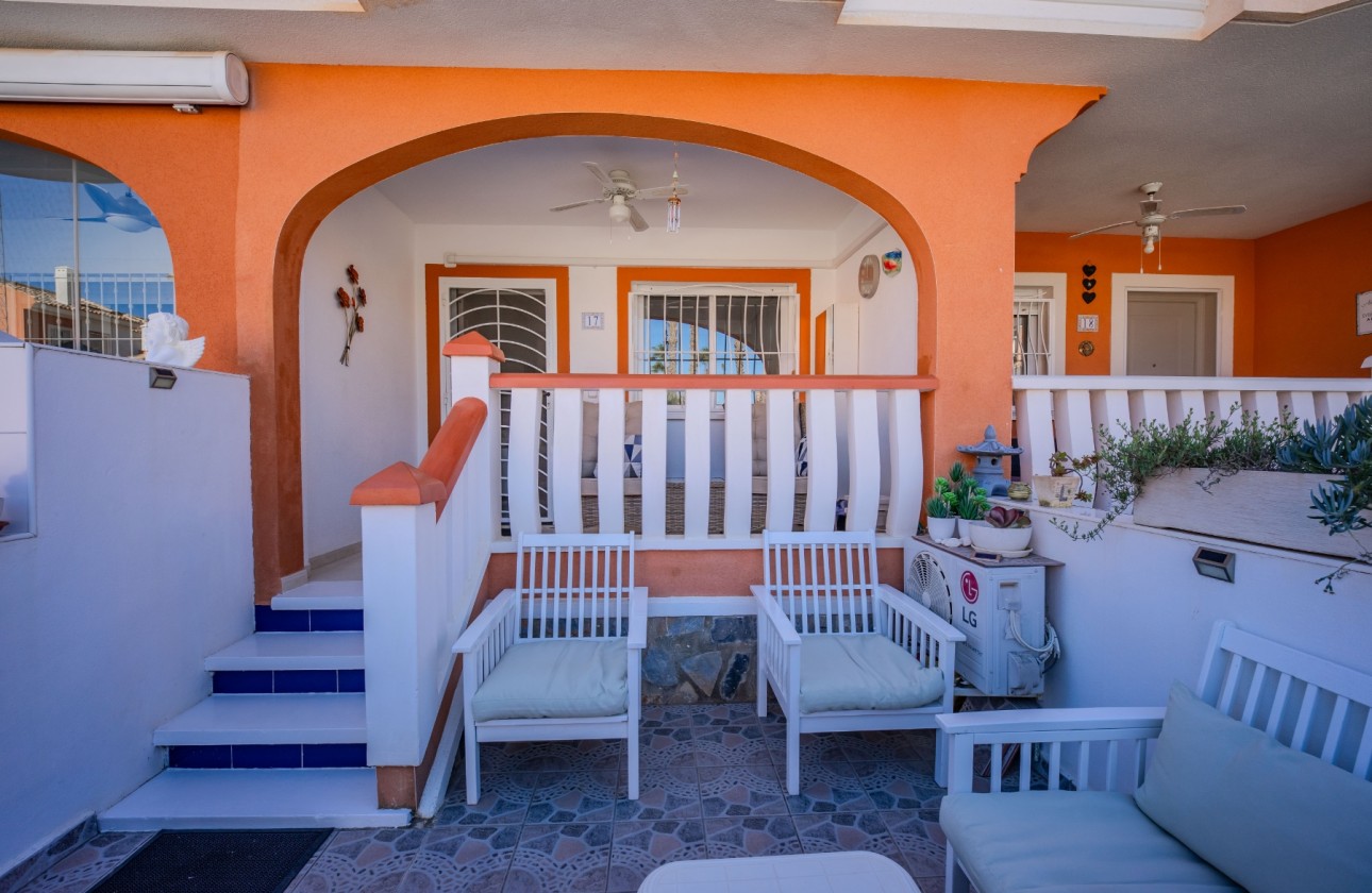 Resale - Semi Detached Villa - Ciudad Quesada