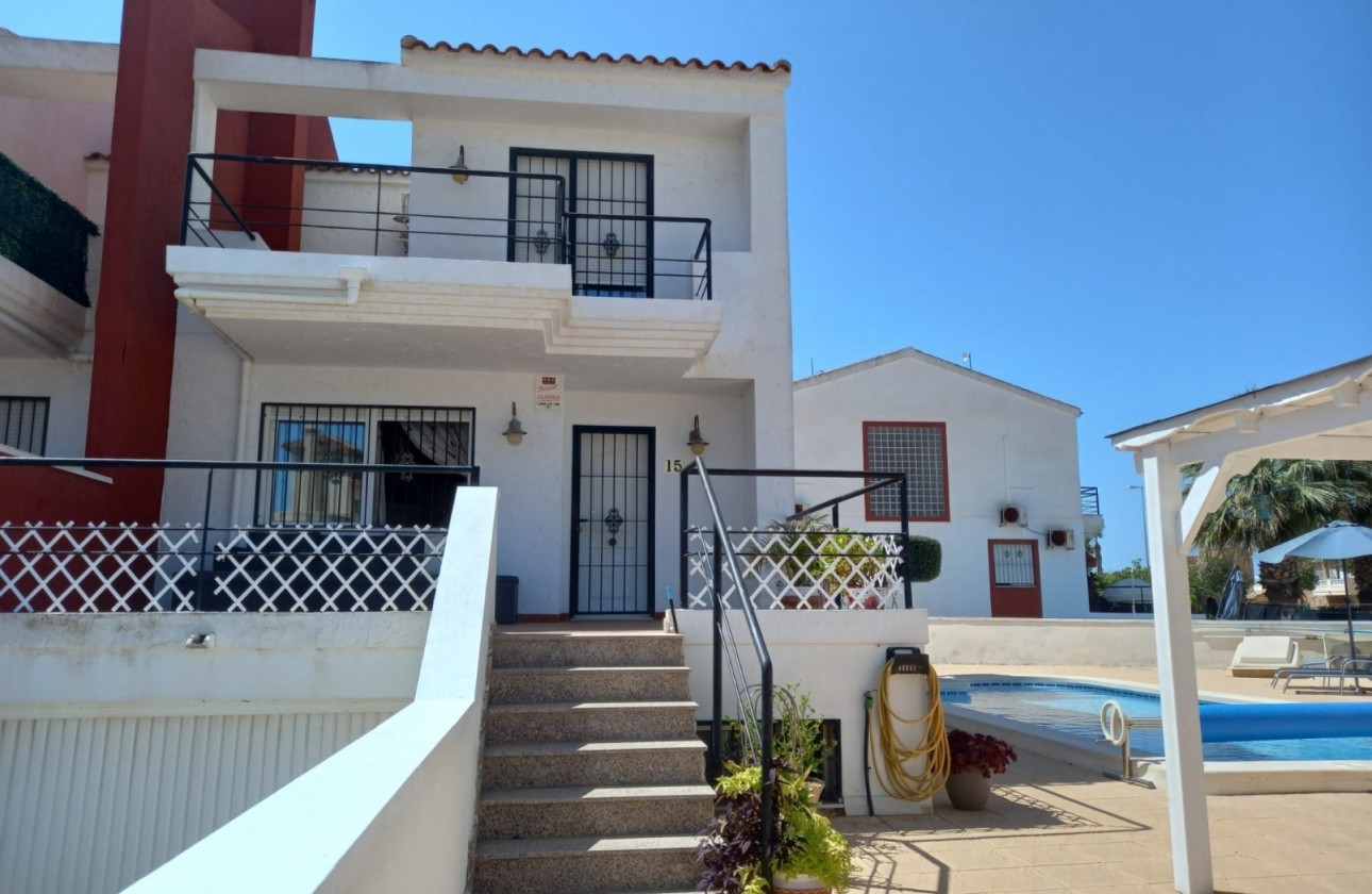 Resale - Semi Detached Villa - Guardamar del Segura - El Raso