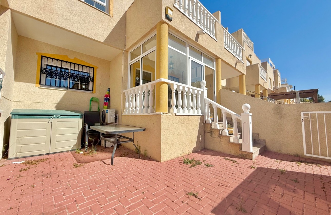 Resale - Semi Detached Villa - Guardamar del Segura