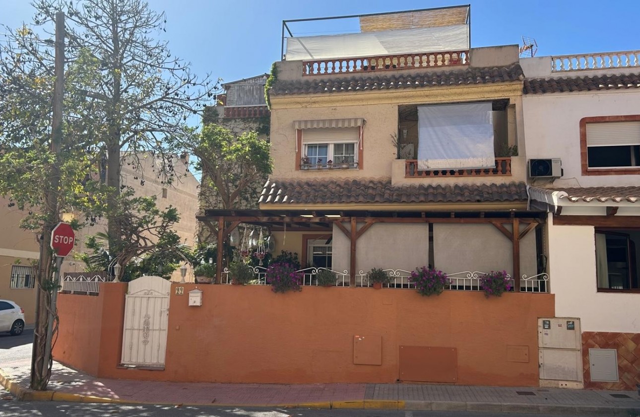 Resale - Semi Detached Villa - Los Montesinos