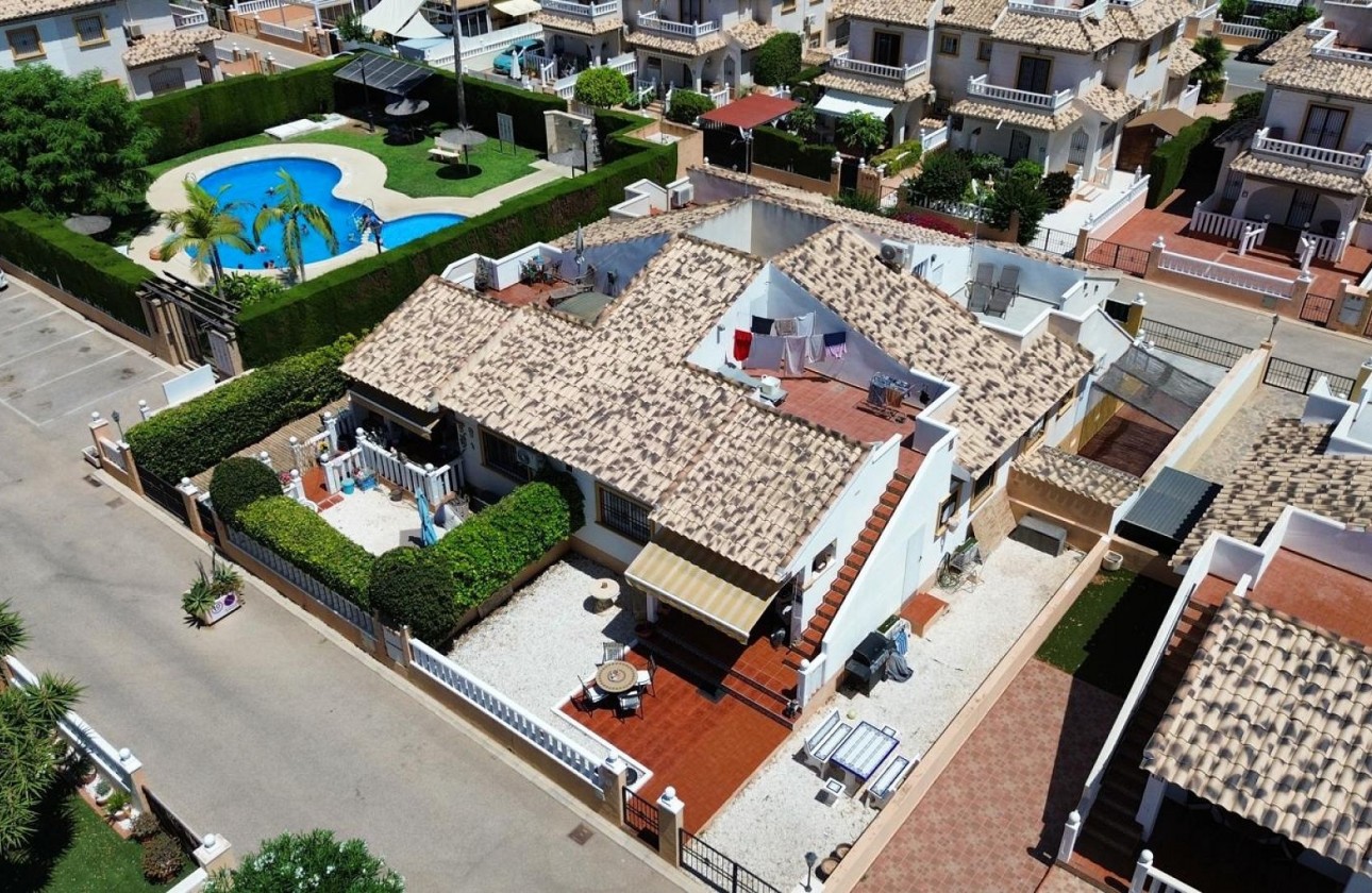 Resale - Semi Detached Villa - Orihuela Costa - Lomas de Cabo Roig