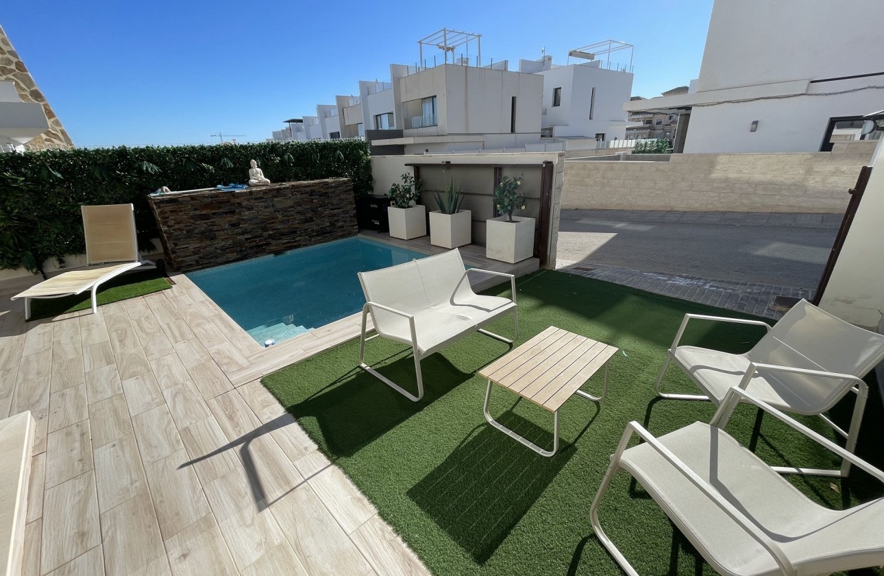 Resale - Semi Detached Villa - Orihuela Costa - Villamartín