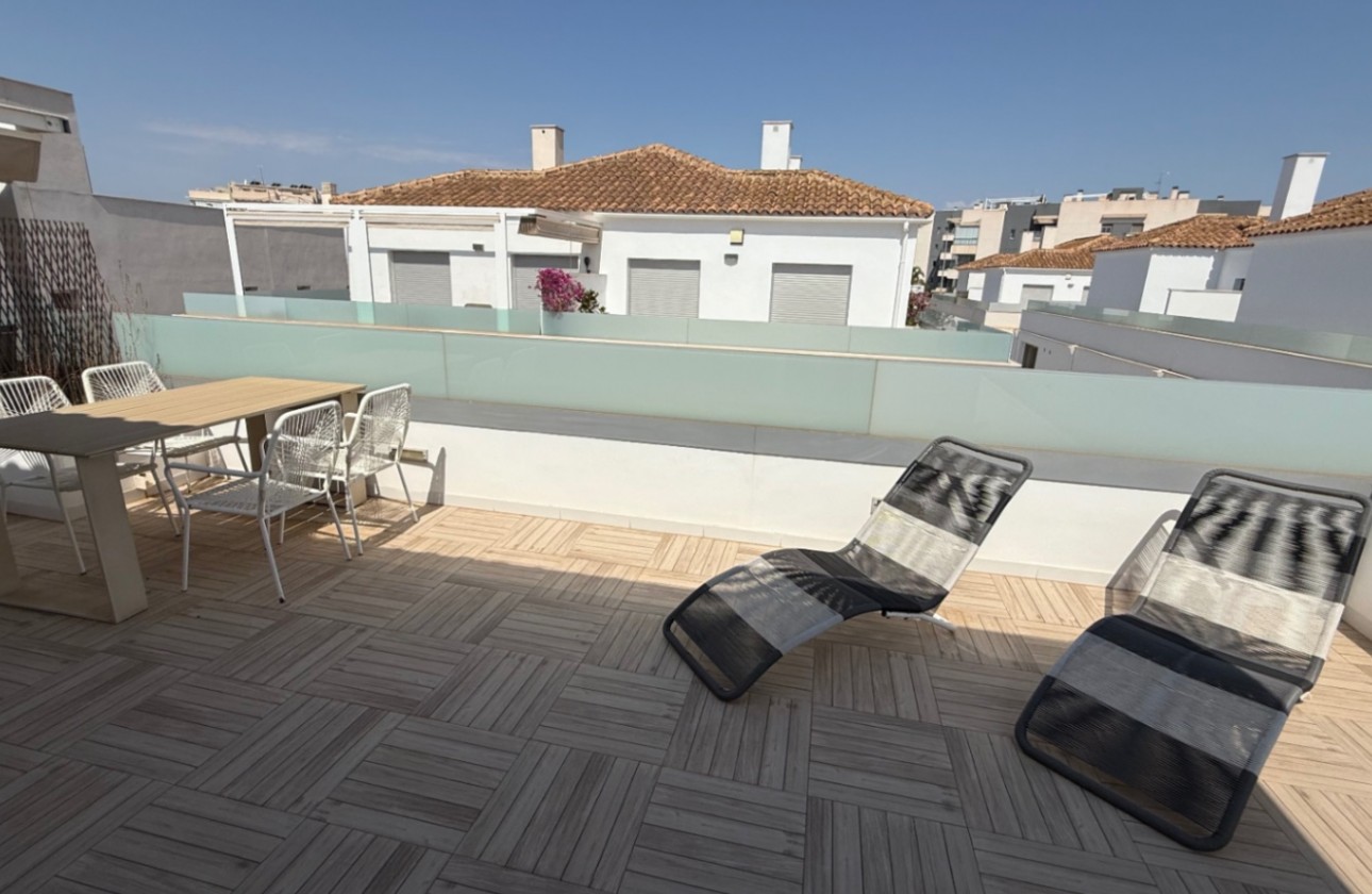 Resale - Semi Detached Villa - Orihuela
