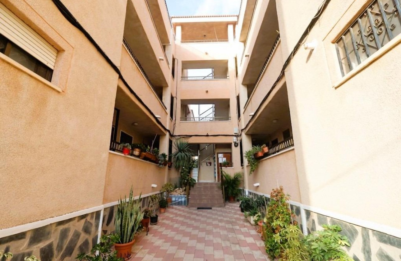 Resale - Studio - Torrevieja - La Siesta - El Salado -  Torreta