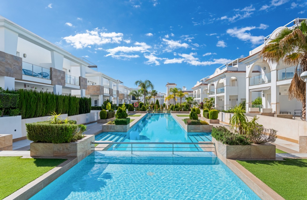 Resale - Townhouse - Ciudad Quesada - Doña Pepa