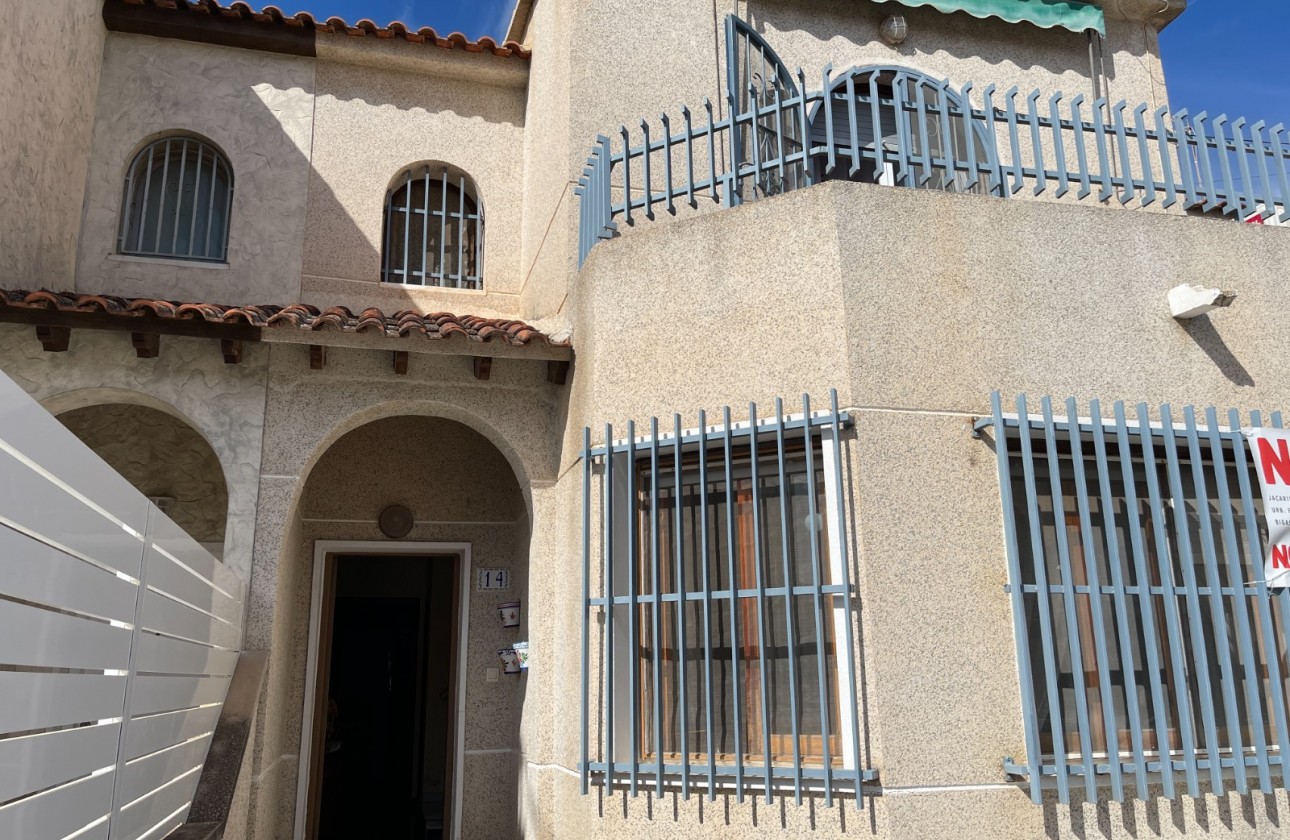 Resale - Townhouse - Jacarilla - Comunidad Valenciana