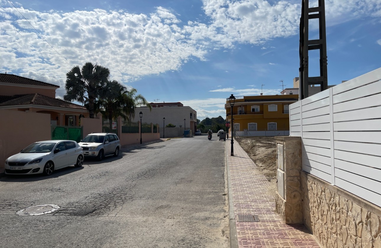 Resale - Townhouse - Jacarilla - Comunidad Valenciana